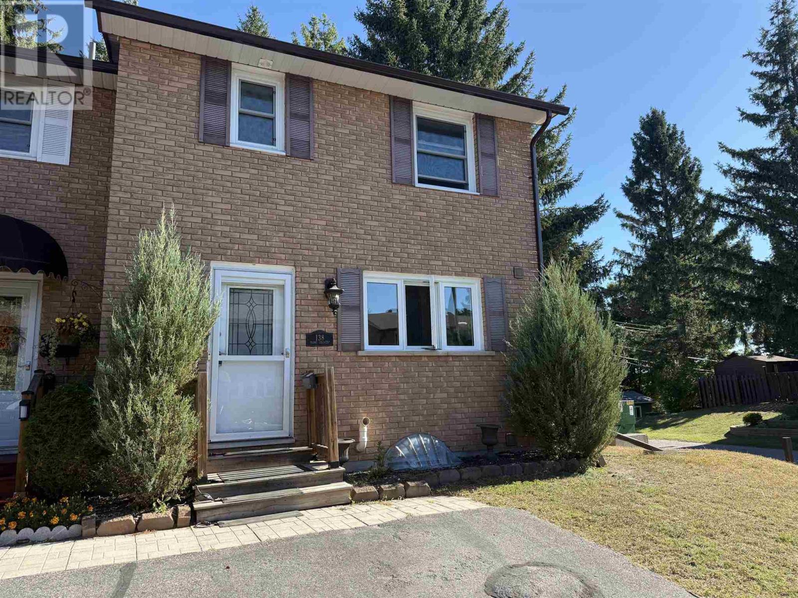 138 Frame Cres, Elliot Lake, Ontario P5A 2S4 - Photo 2 - SM262835