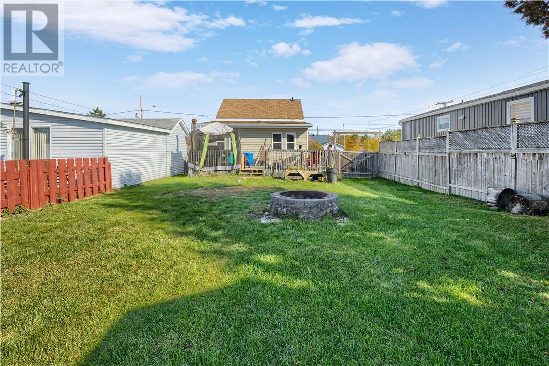 3 Frank Street, Capreol, Ontario  P0M 1H0 - Photo 34 - 2130923