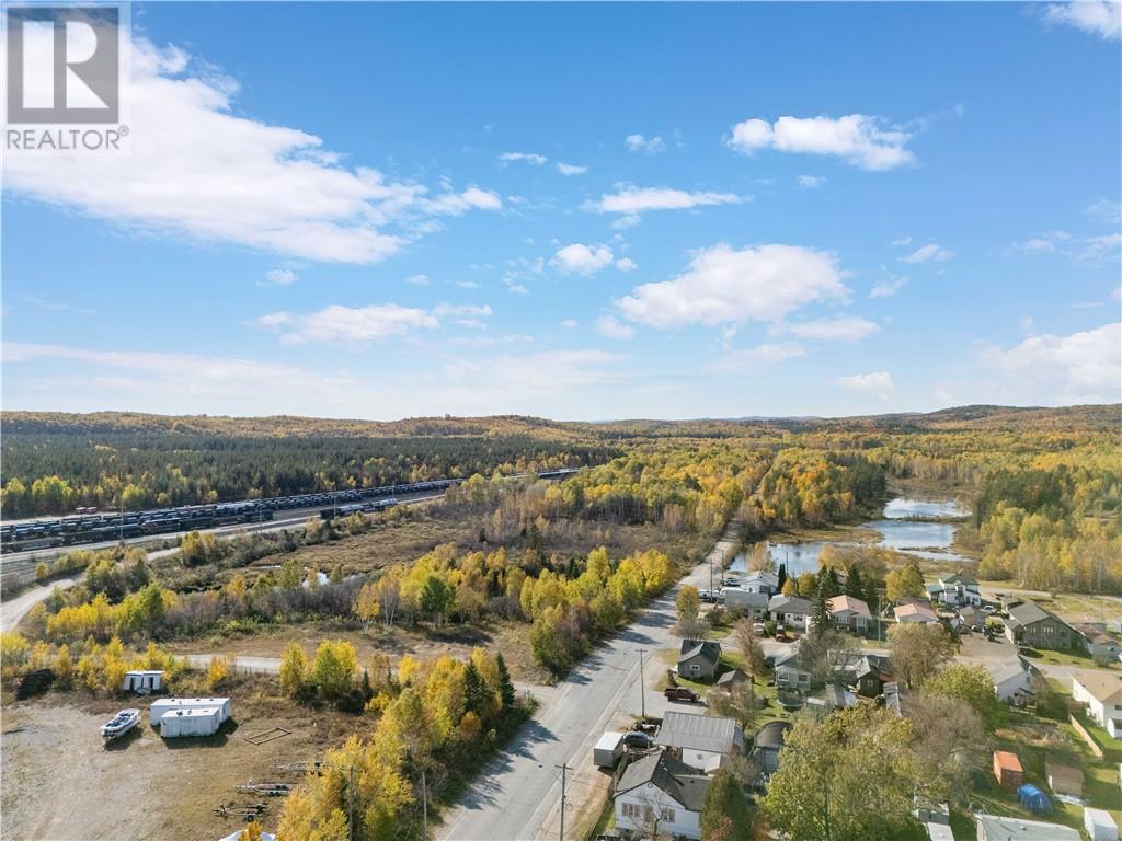 3 Frank Street, Capreol, Ontario  P0M 1H0 - Photo 38 - 2130923