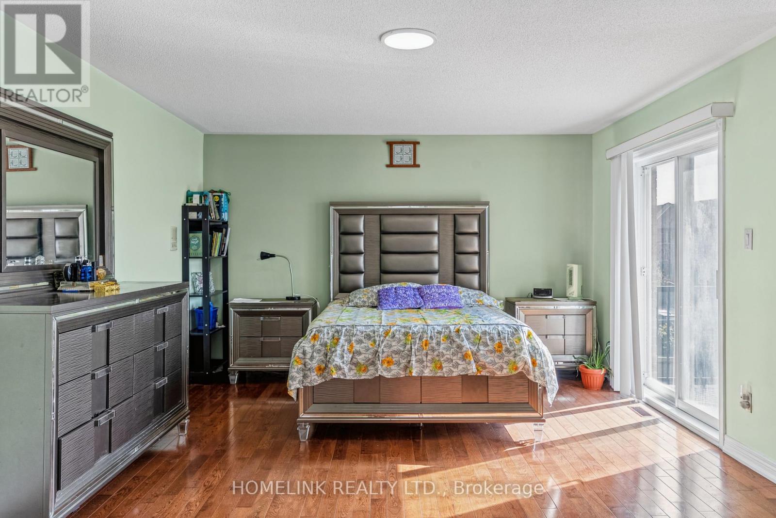 5054 Terry Fox Way, Mississauga, Ontario  L5V 1R7 - Photo 24 - W14024022
