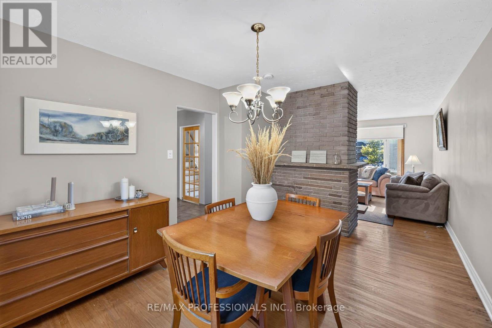 2467 Edenhurst Drive, Mississauga, Ontario L5A 2L2 - Photo 10 - W14028986