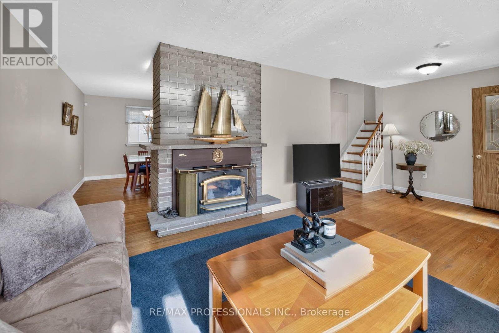 2467 Edenhurst Drive, Mississauga, Ontario L5A 2L2 - Photo 8 - W14028986