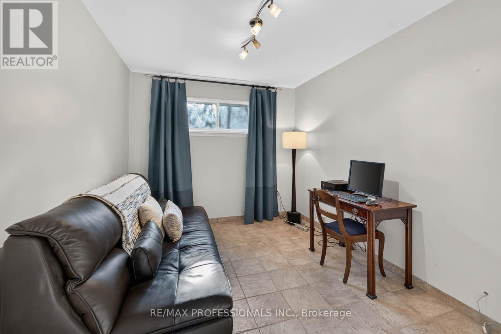 2467 Edenhurst Drive, Mississauga, Ontario L5A 2L2 - Photo 23 - W14028986