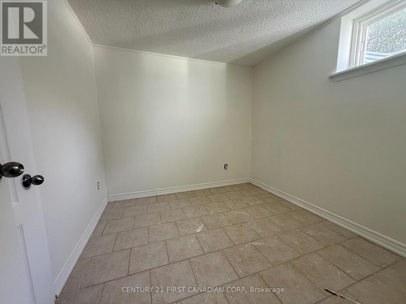 1577 Colborne Street E, Brant, Ontario  N3T 5L4 - Photo 14 - X14032318