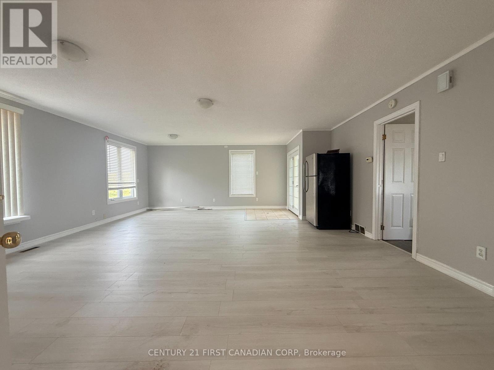 1577 Colborne Street E, Brant, Ontario  N3T 5L4 - Photo 8 - X14032318