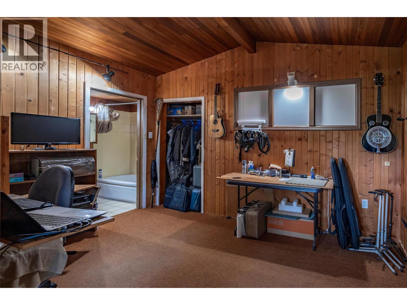1451 Columbia Avenue, Castlegar, British Columbia  V1N 1H8 - Photo 57 - 10351656
