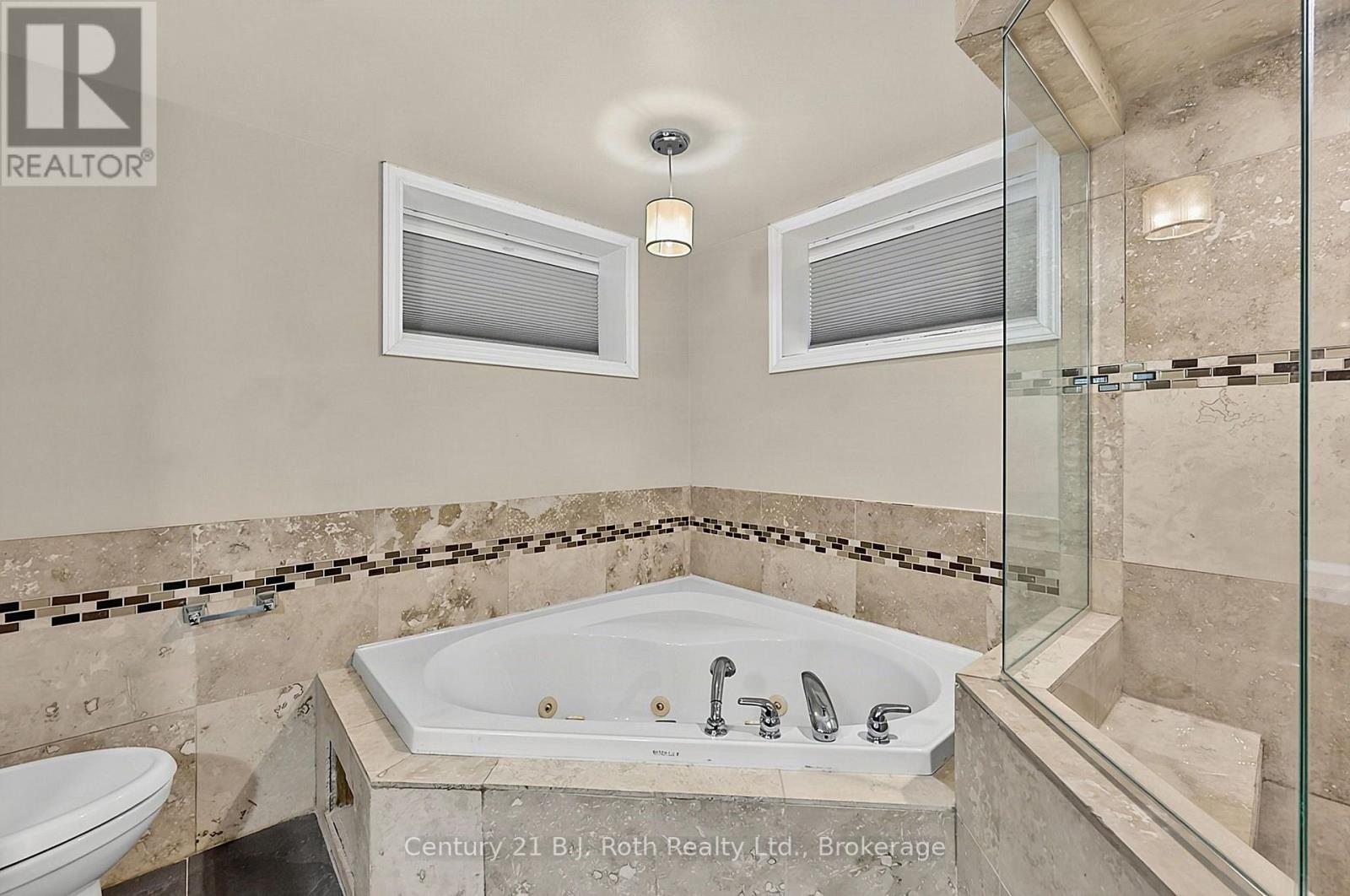 1754 South Sparrow Lake Road, Severn, Ontario  P0E 1N0 - Photo 43 - S14032228