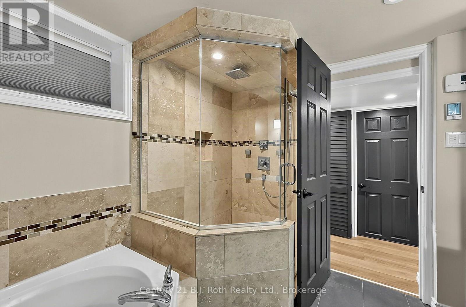 1754 South Sparrow Lake Road, Severn, Ontario  P0E 1N0 - Photo 44 - S14032228