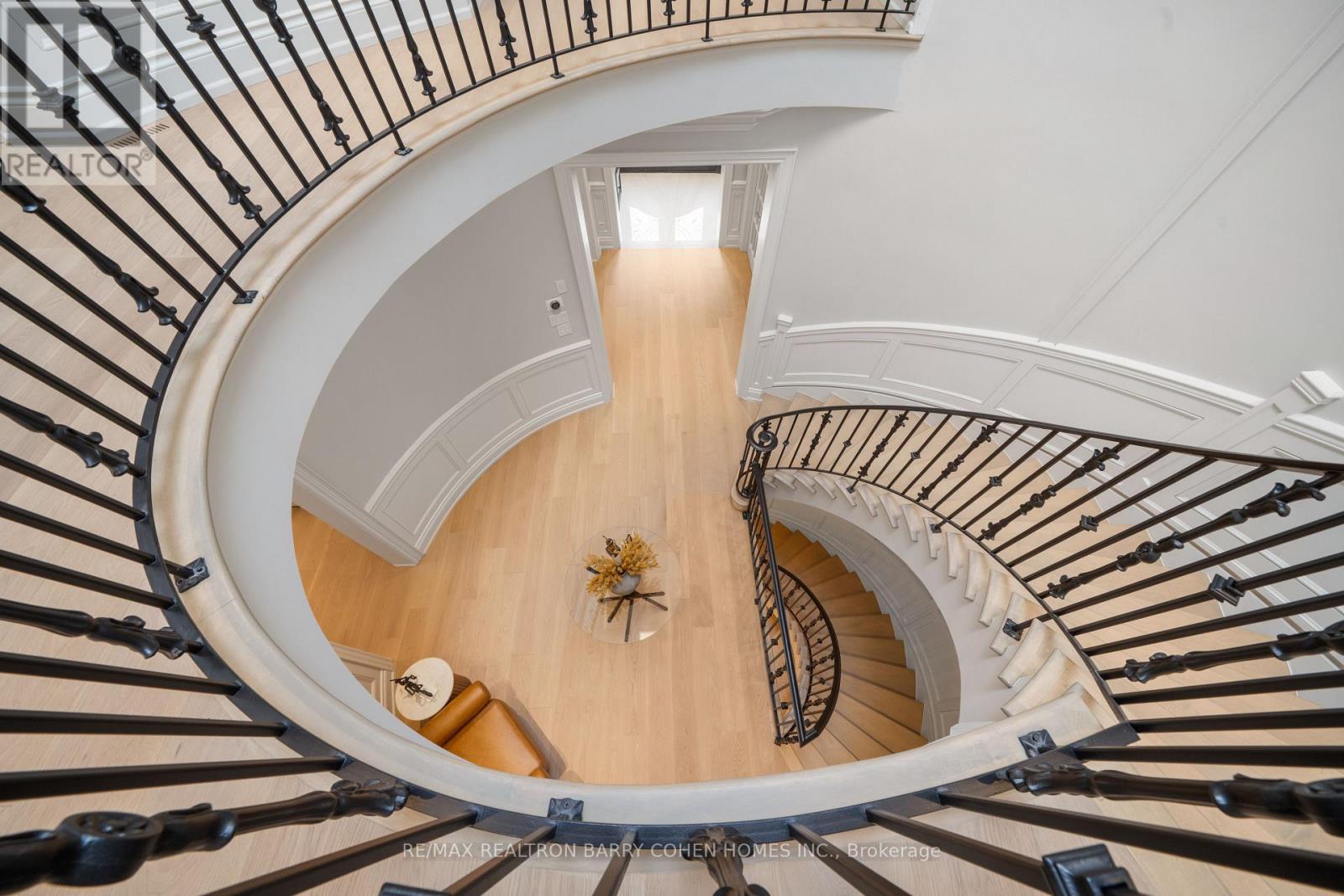 13 Legacy Court, Toronto, Ontario  M2L 2Y7 - Photo 15 - C14032204