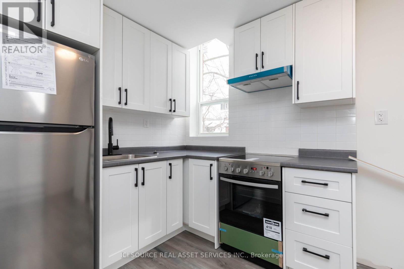 55 Madison Avenue, Toronto, Ontario  M5R 2S3 - Photo 11 - C14032390