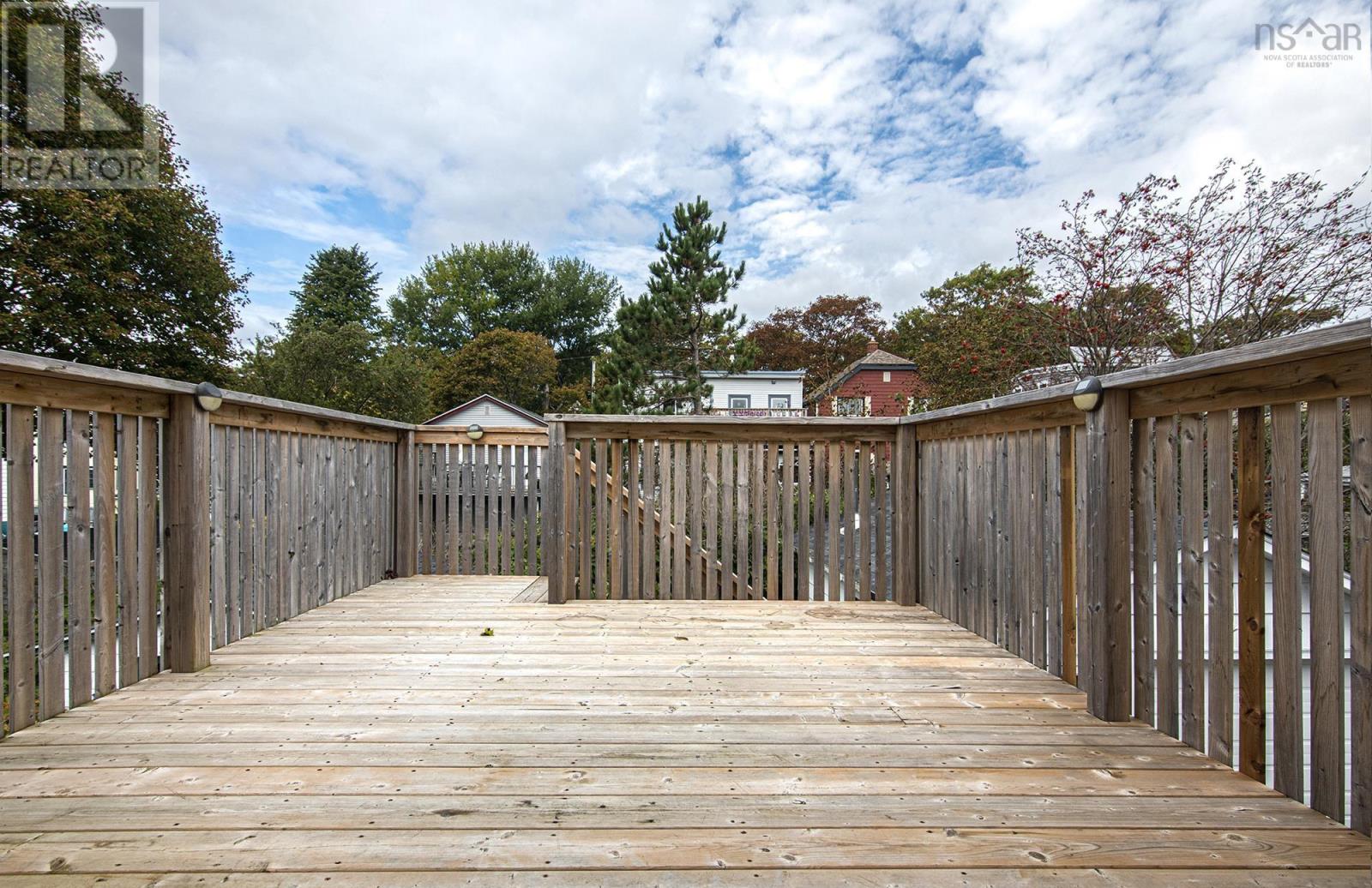 5879 Stairs Street, Halifax, Nova Scotia  B3K 2E2 - Photo 34 - 202625836