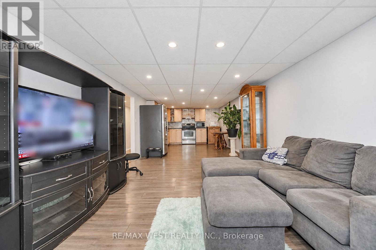 218 Quetico Avenue, Oshawa, Ontario  L1J 1G1 - Photo 7 - E14032372