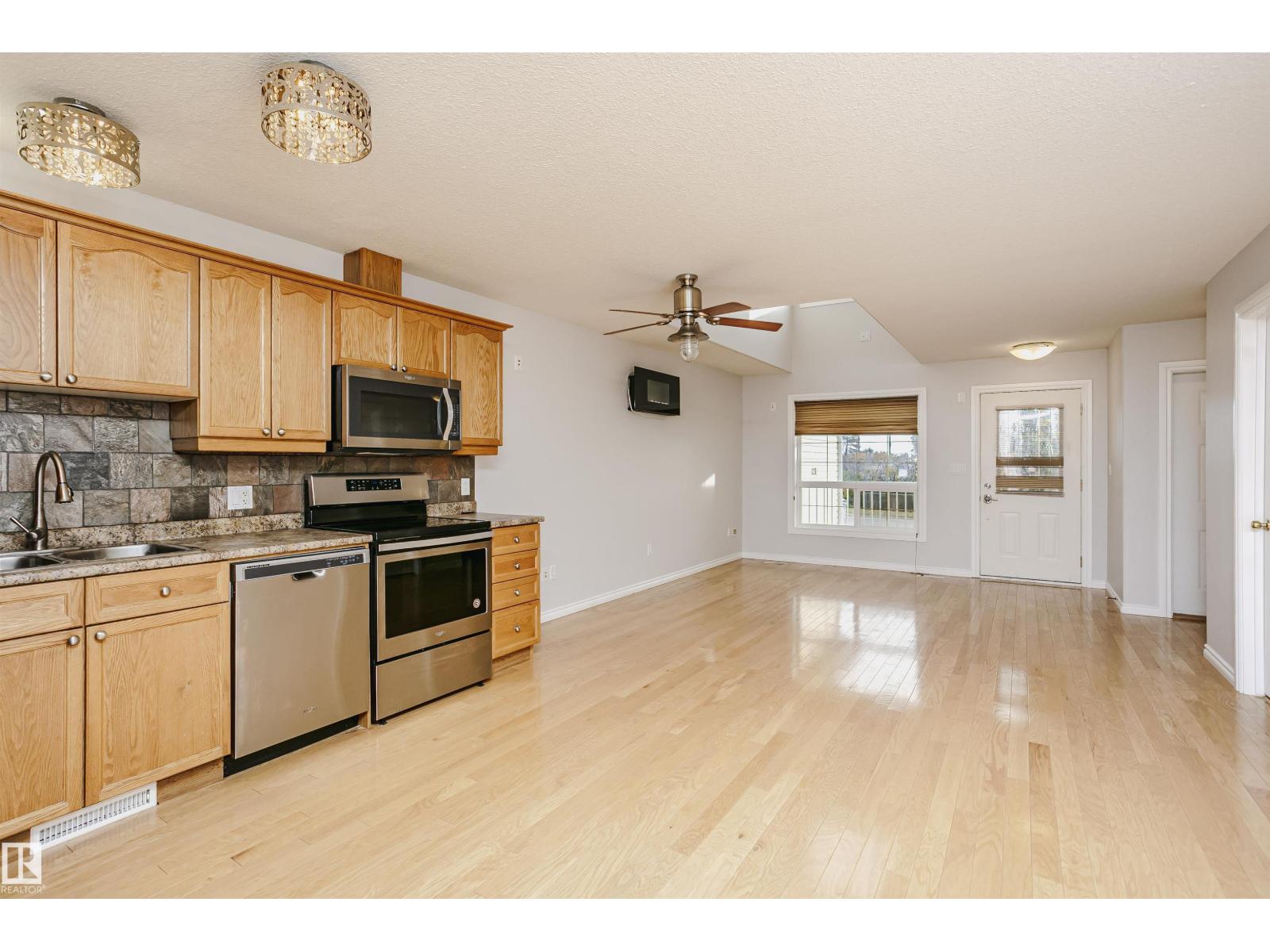 4908 49 ST