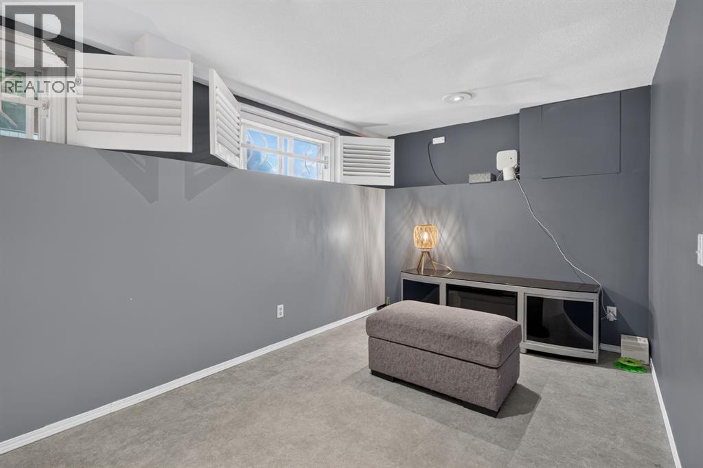9, 567 Edmonton Trail NE, Airdrie, Alberta T4B 2L4 - Photo 29 - A2349892