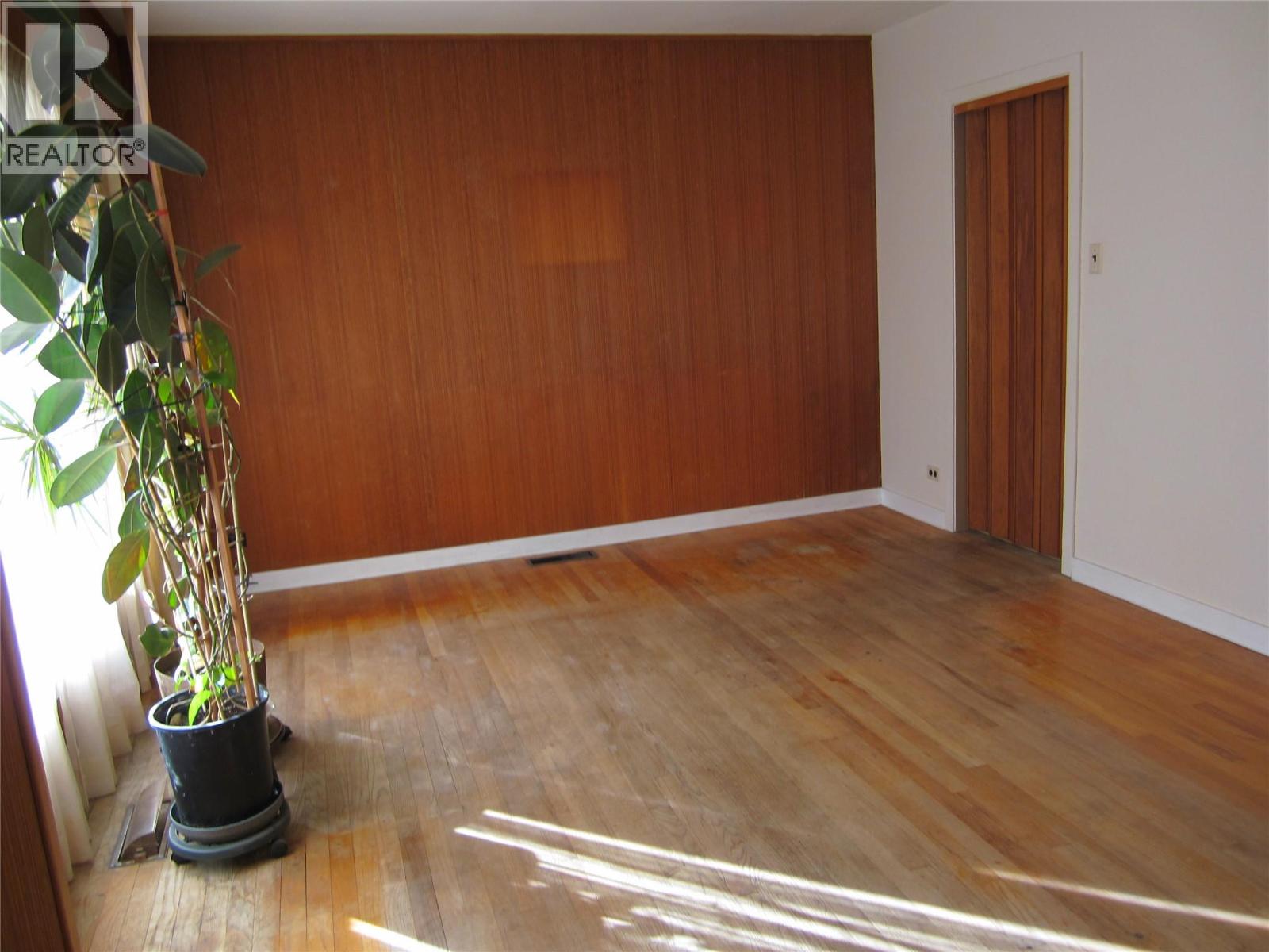 1285 Forestbrook Drive, Penticton, British Columbia  V2A 2G4 - Photo 9 - 10402798