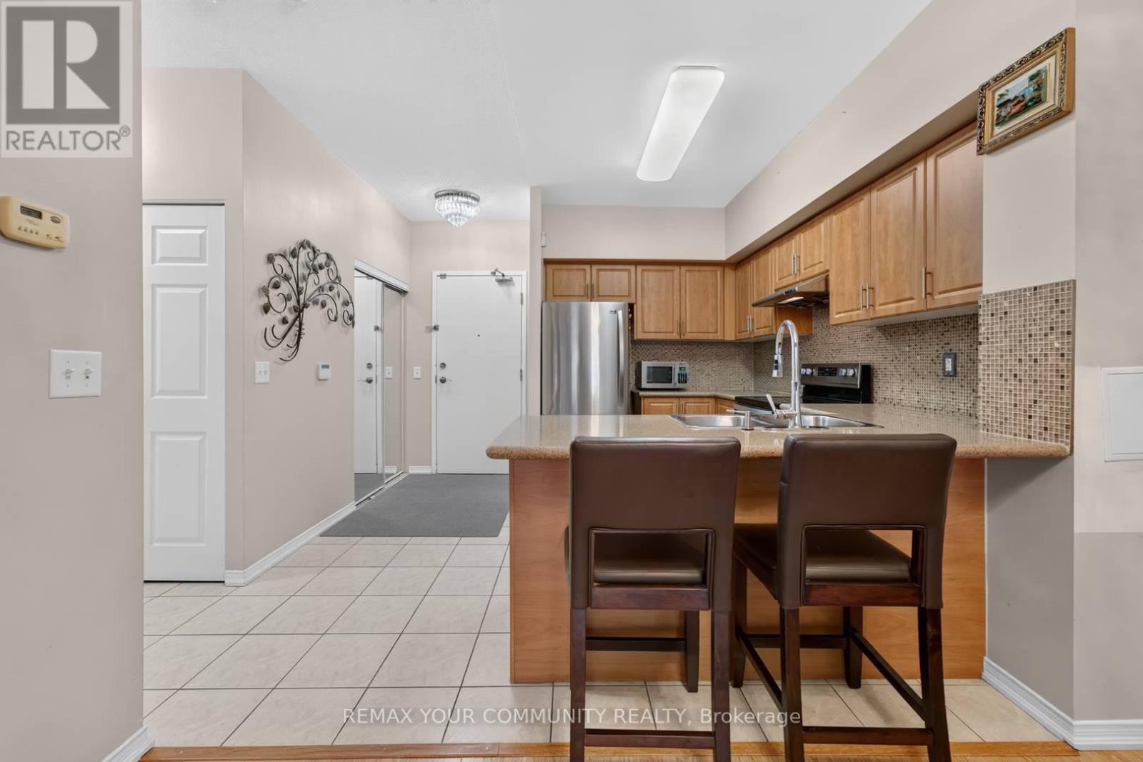 103 - 9973 Keele Street, Vaughan, Ontario  L6A 4W2 - Photo 10 - N14032398