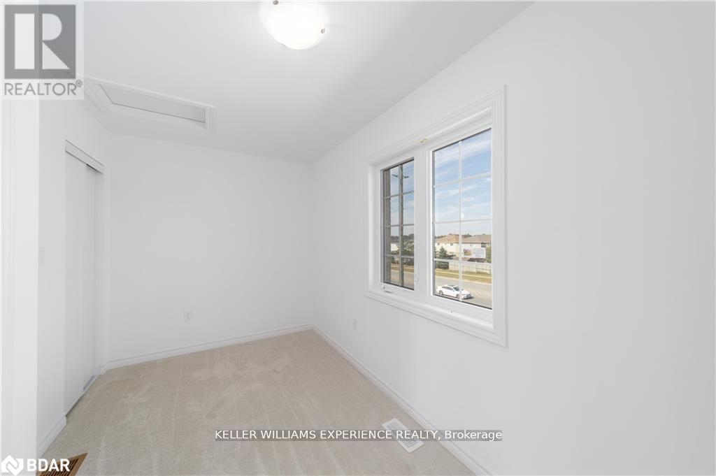 47 Pumpkin Corner Crescent, Barrie, Ontario  L9J 0T7 - Photo 11 - S14032346