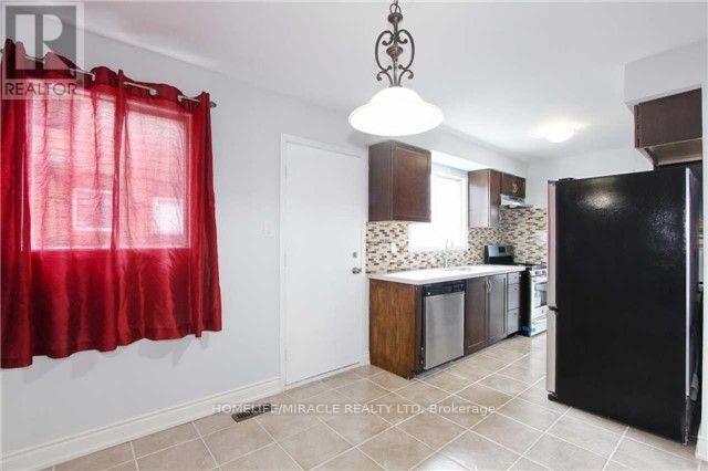 83 Skegby Road, Brampton, Ontario  L6V 2T8 - Photo 9 - W14032162
