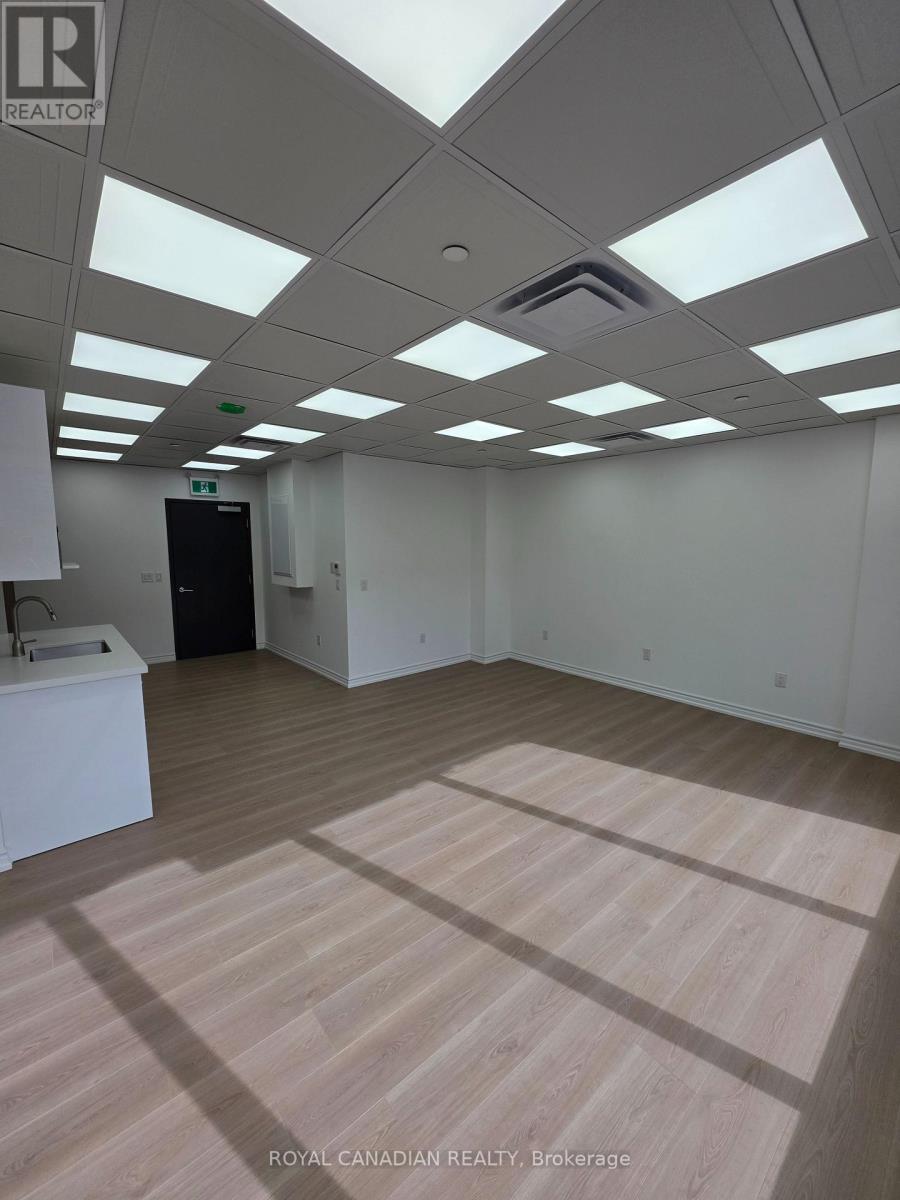 318 - 996 Martin Grove Road, Toronto, Ontario  M9W 4V8 - Photo 12 - W14032248