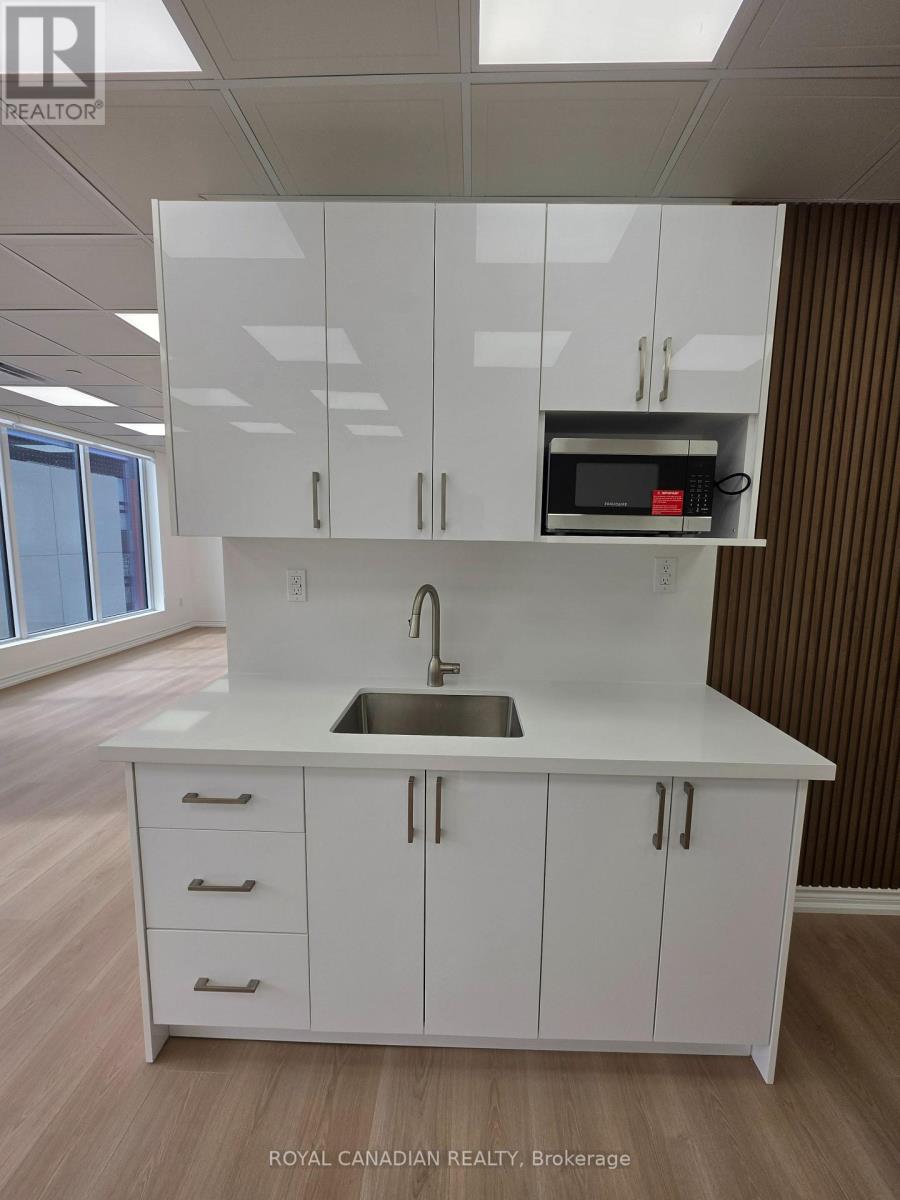 318 - 996 Martin Grove Road, Toronto, Ontario  M9W 4V8 - Photo 8 - W14032248