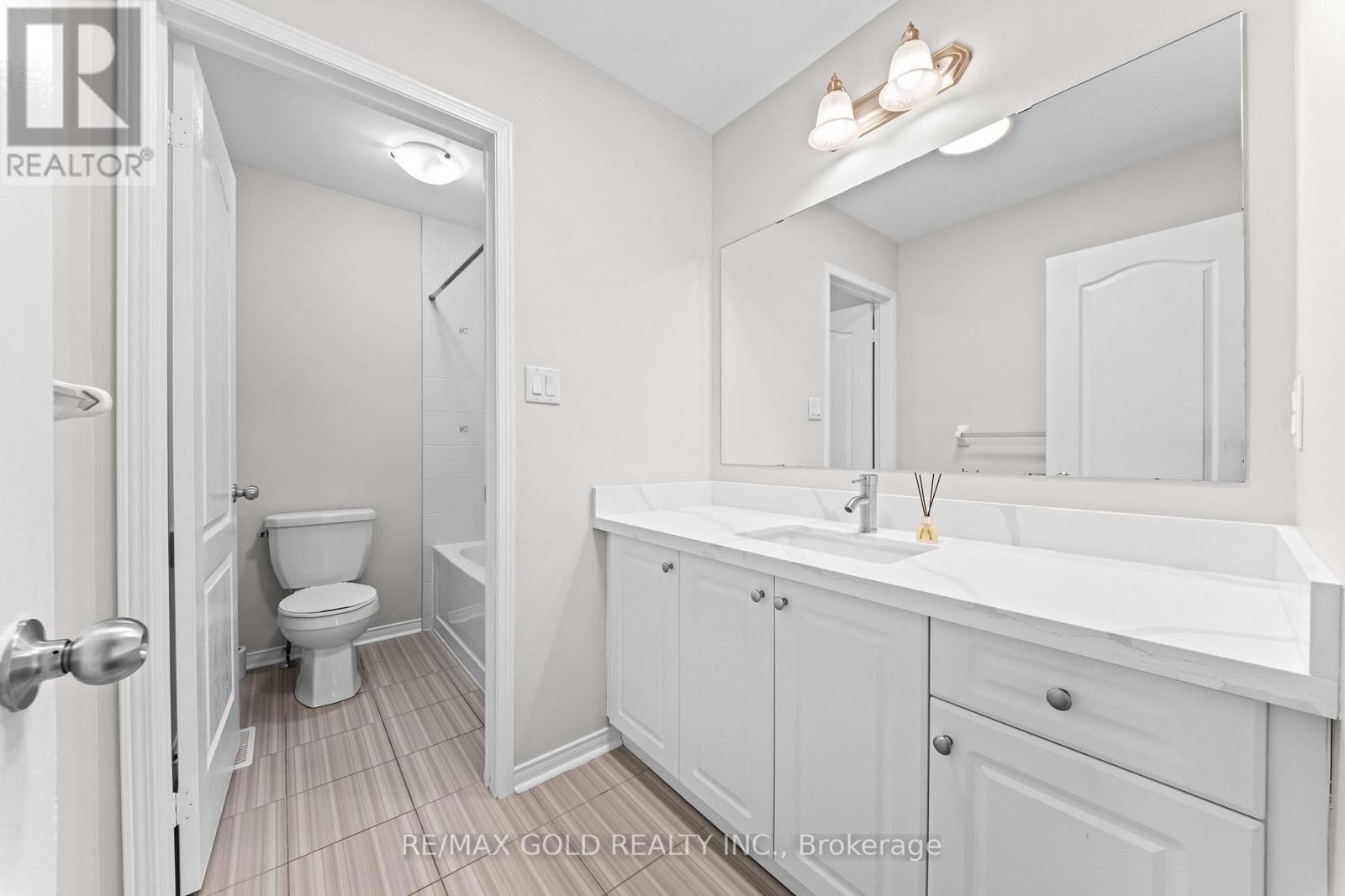 2 Bellchase Trail, Brampton, Ontario  L6P 3K4 - Photo 19 - W14032250