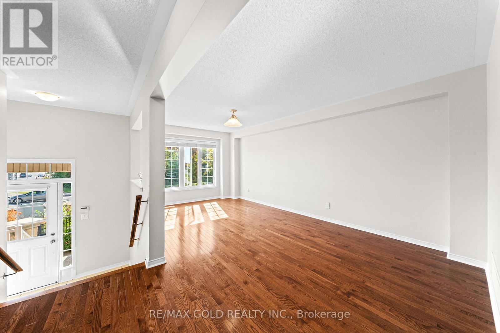 2 Bellchase Trail, Brampton, Ontario  L6P 3K4 - Photo 6 - W14032250