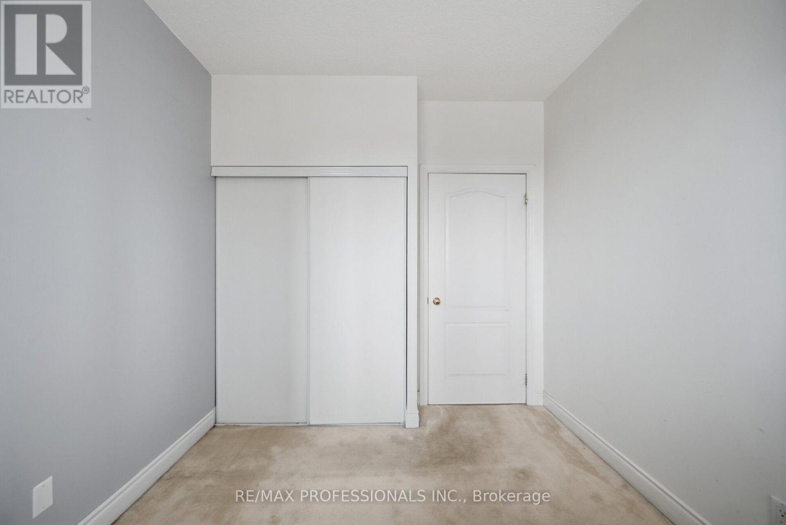 901 - 2 Aberfoyle Crescent N, Toronto, Ontario  M8X 2Z8 - Photo 17 - W14032264