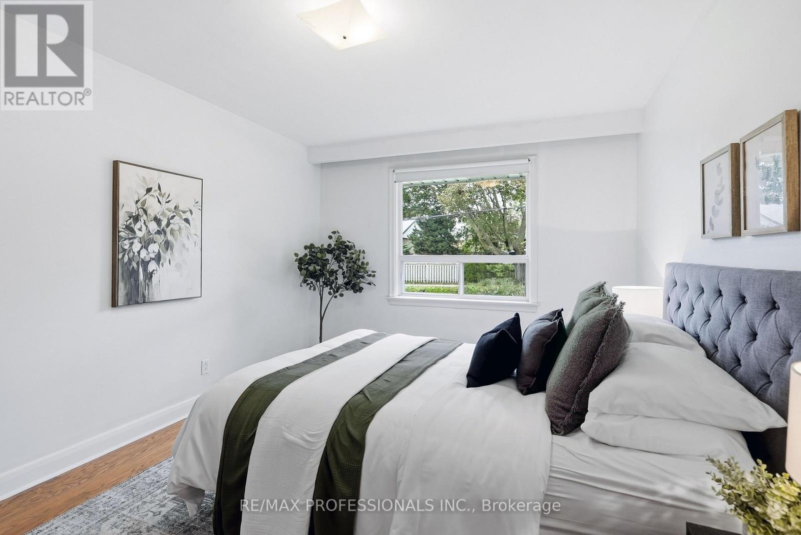 45 Fernalroy Boulevard, Toronto, Ontario  M8Z 3W2 - Photo 20 - W14032276