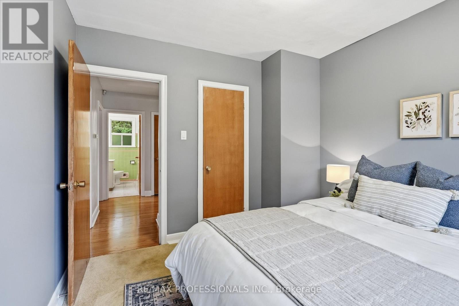 45 Fernalroy Boulevard, Toronto, Ontario  M8Z 3W2 - Photo 23 - W14032276