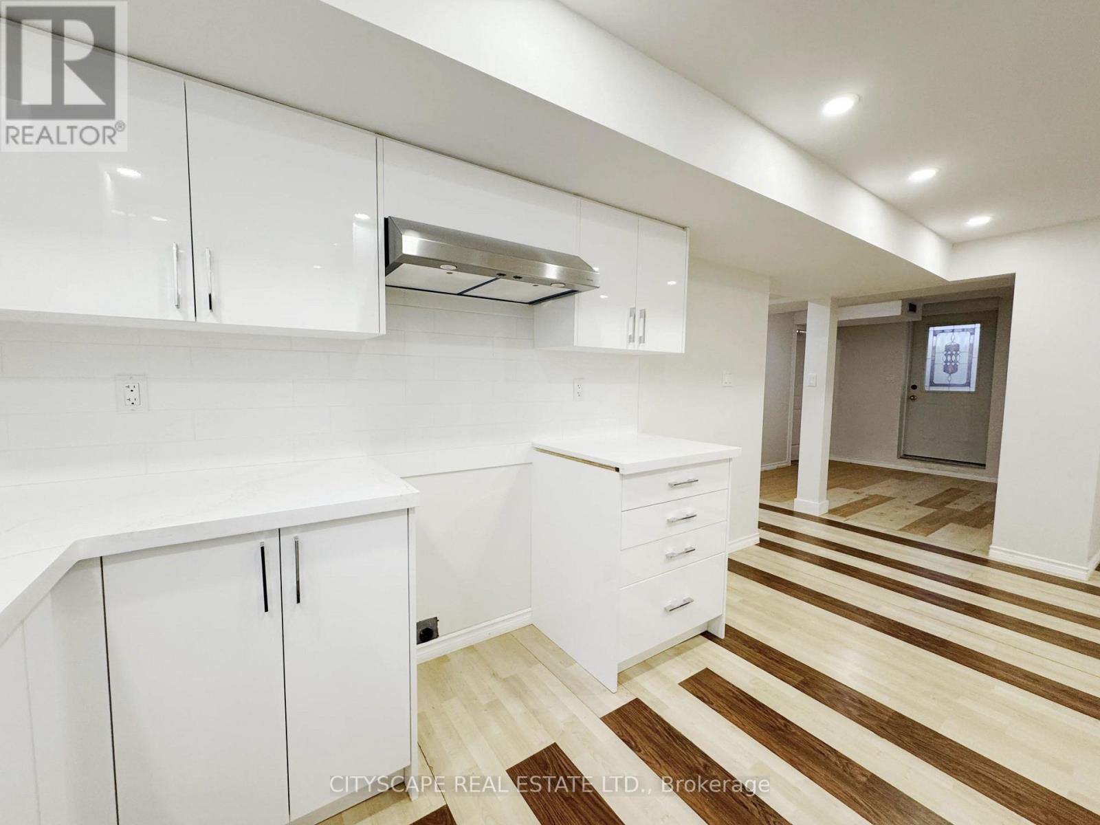 5615 Whitehorn Avenue, Mississauga, Ontario  L5V 2B1 - Photo 39 - W14032288