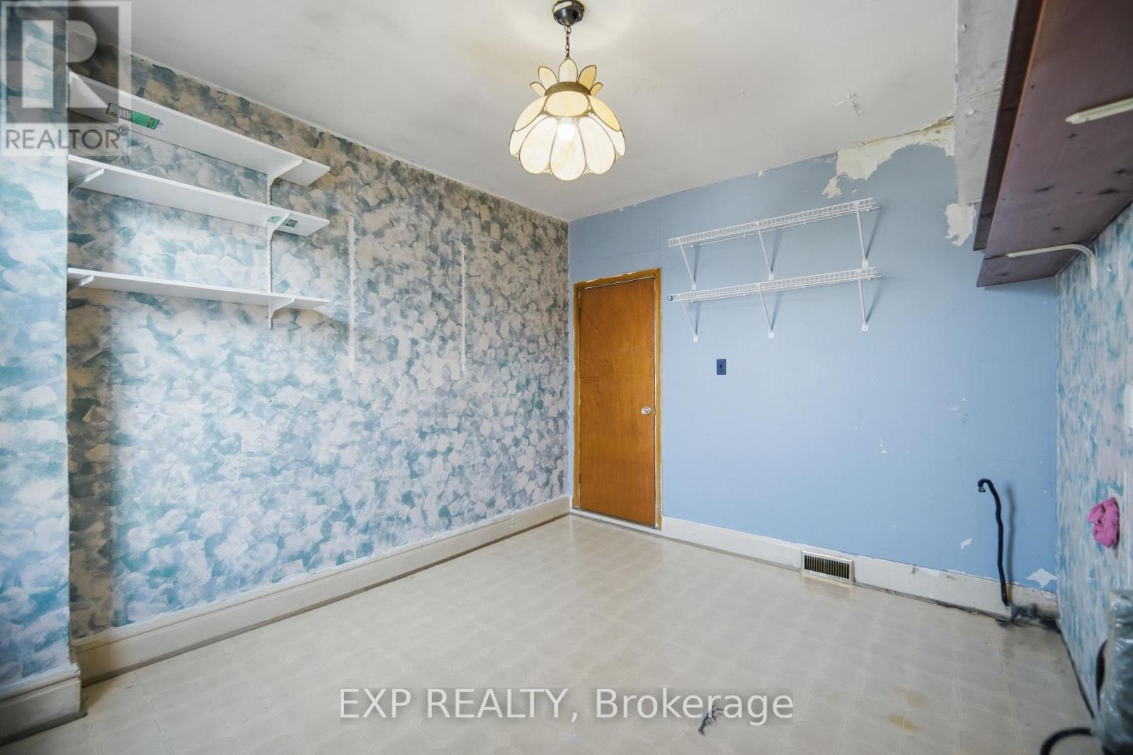 64 Symington Avenue, Toronto, Ontario  M6P 3W1 - Photo 25 - W14032316