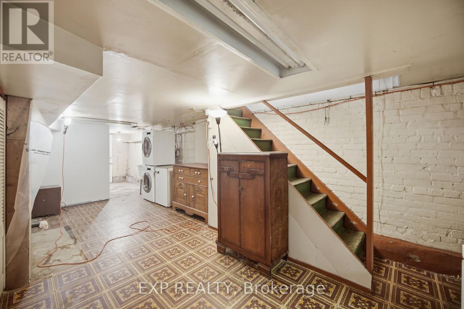 64 Symington Avenue, Toronto, Ontario  M6P 3W1 - Photo 30 - W14032316