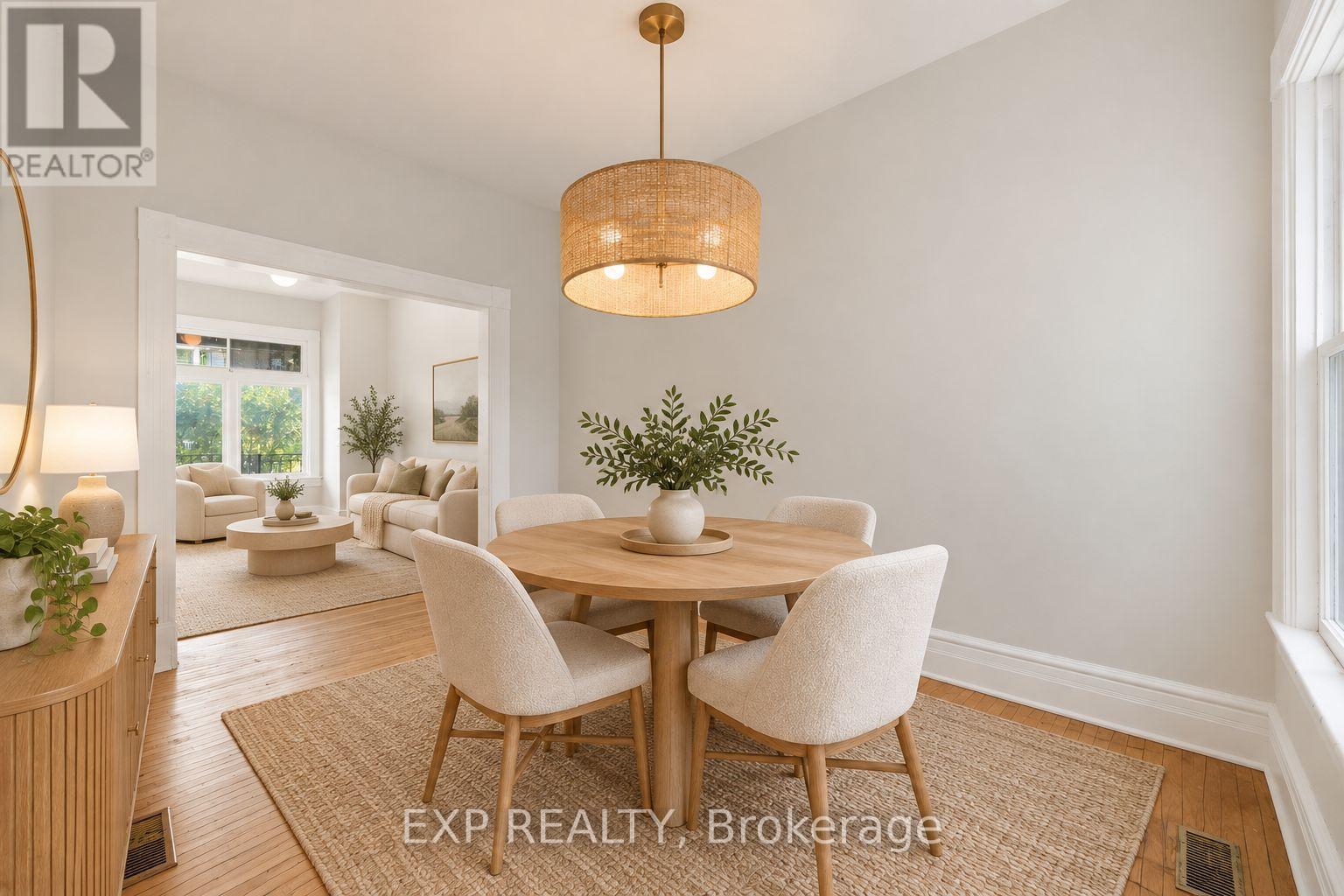 64 Symington Avenue, Toronto, Ontario  M6P 3W1 - Photo 8 - W14032316