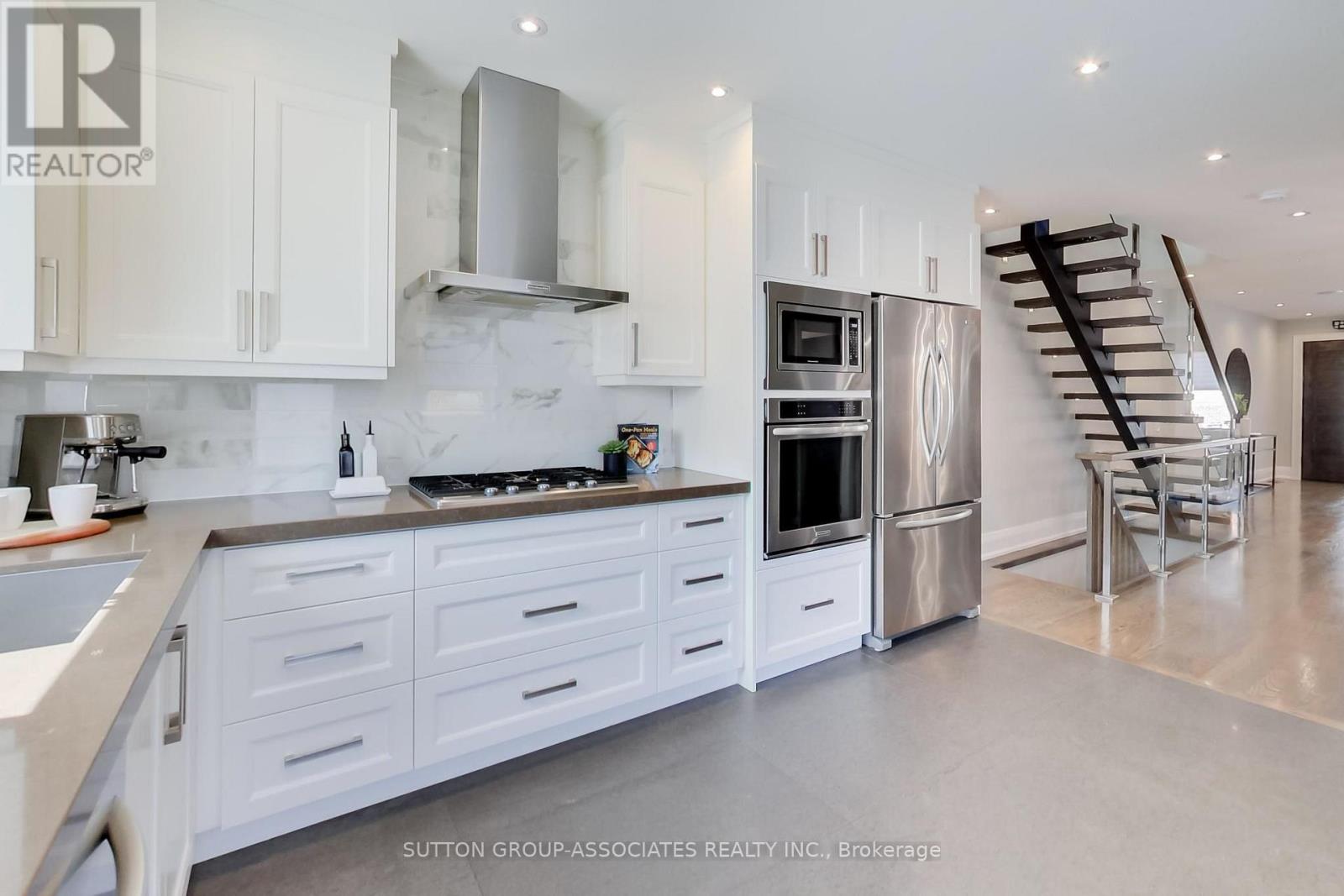 191 Rosemount Avenue, Toronto, Ontario  M6H 2N2 - Photo 18 - W14032364