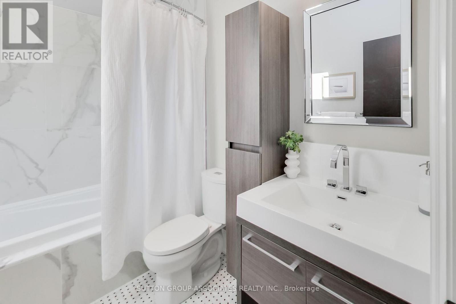 191 Rosemount Avenue, Toronto, Ontario  M6H 2N2 - Photo 23 - W14032364