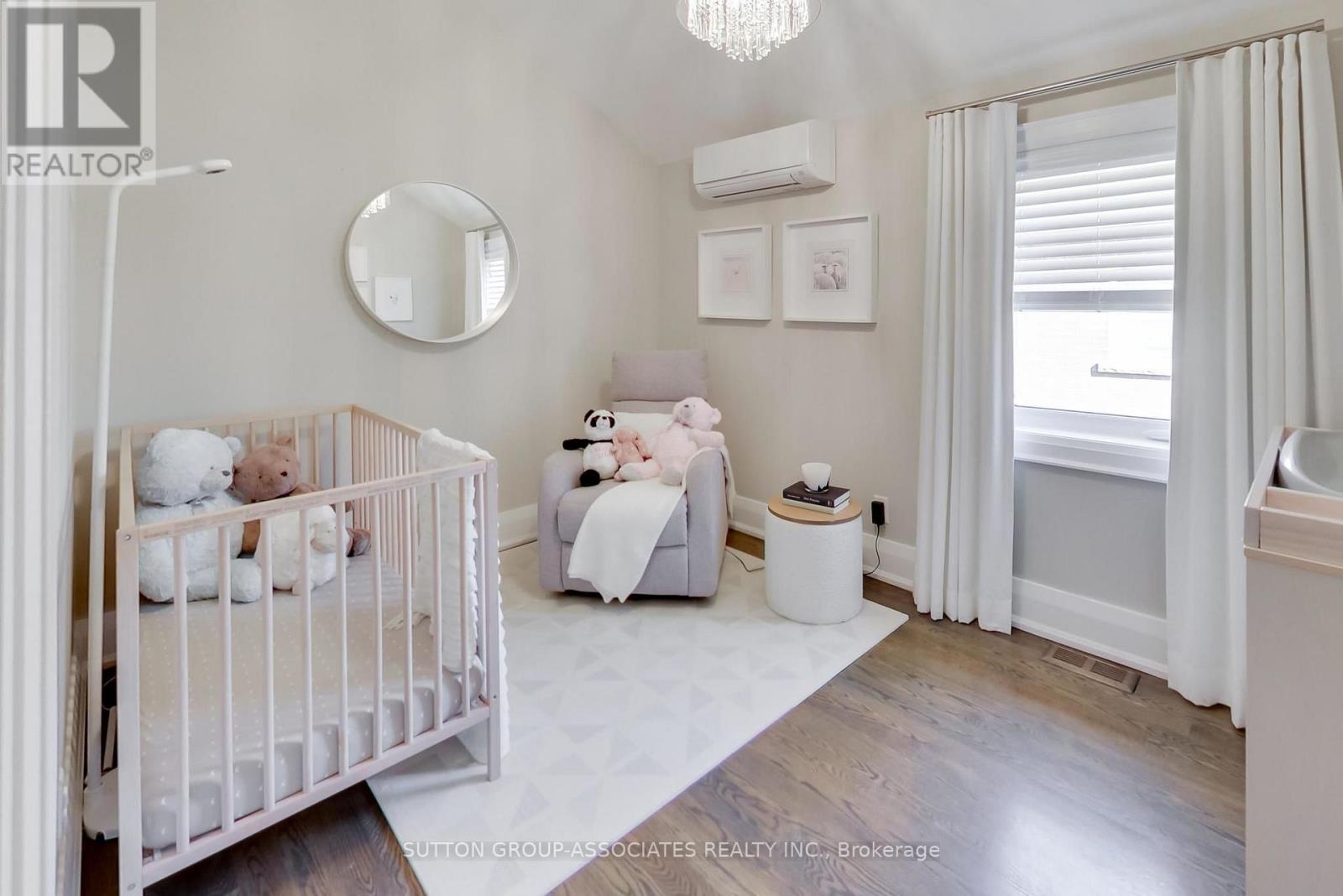 191 Rosemount Avenue, Toronto, Ontario  M6H 2N2 - Photo 24 - W14032364