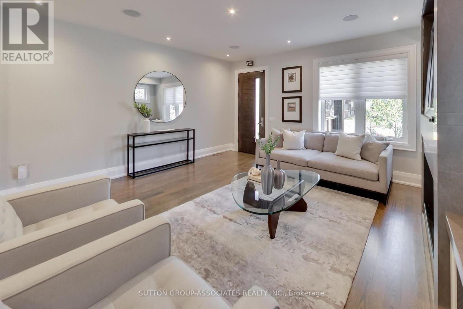 191 Rosemount Avenue, Toronto, Ontario  M6H 2N2 - Photo 6 - W14032364