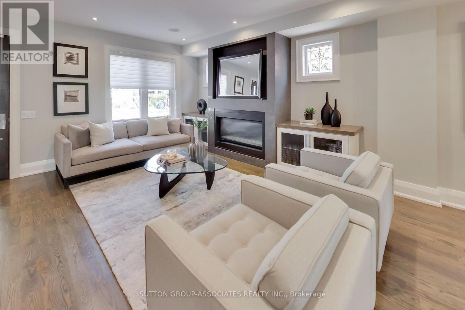 191 Rosemount Avenue, Toronto, Ontario  M6H 2N2 - Photo 7 - W14032364