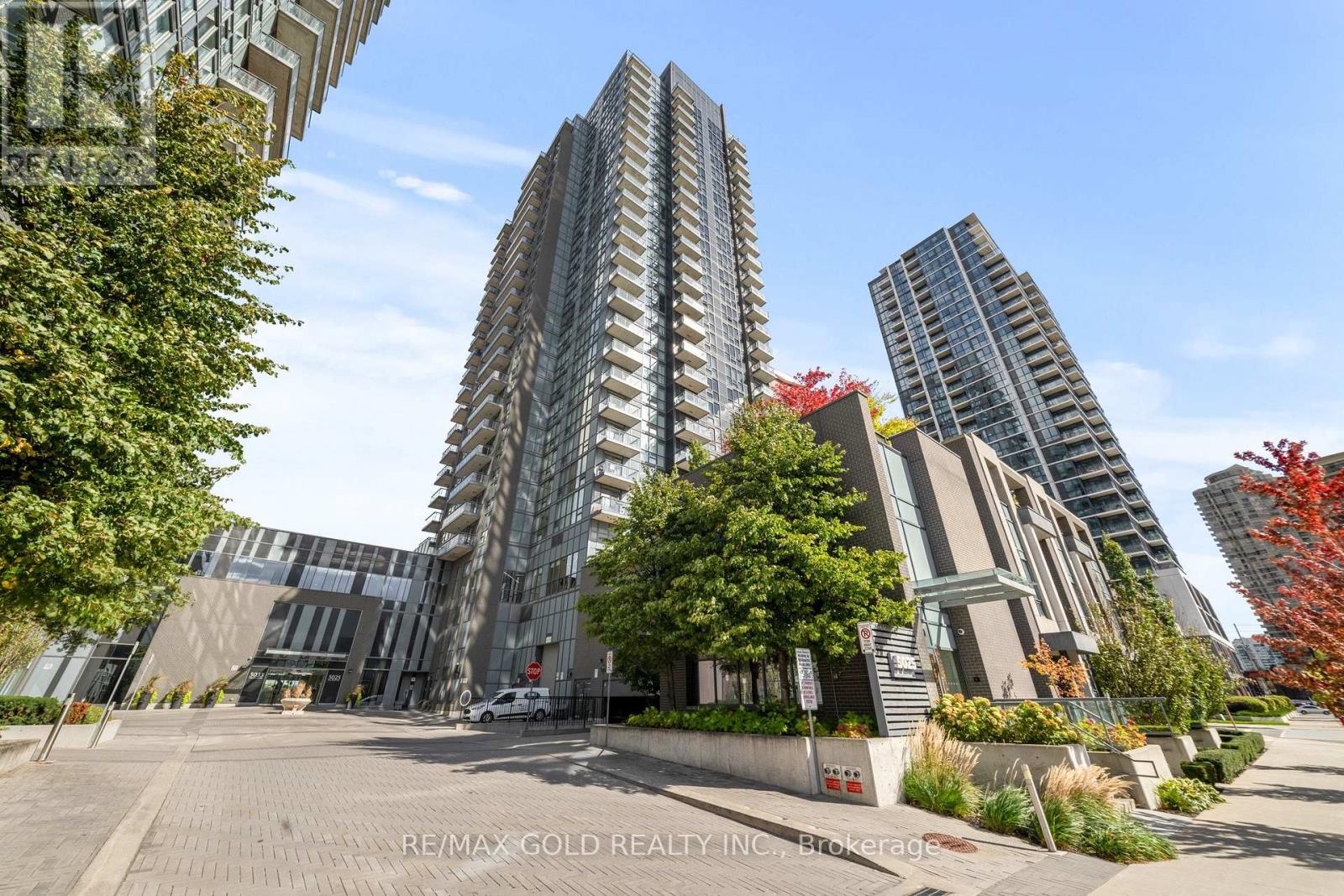 5025 FOUR SPRINGS AVENUE, Mississauga, Ontario