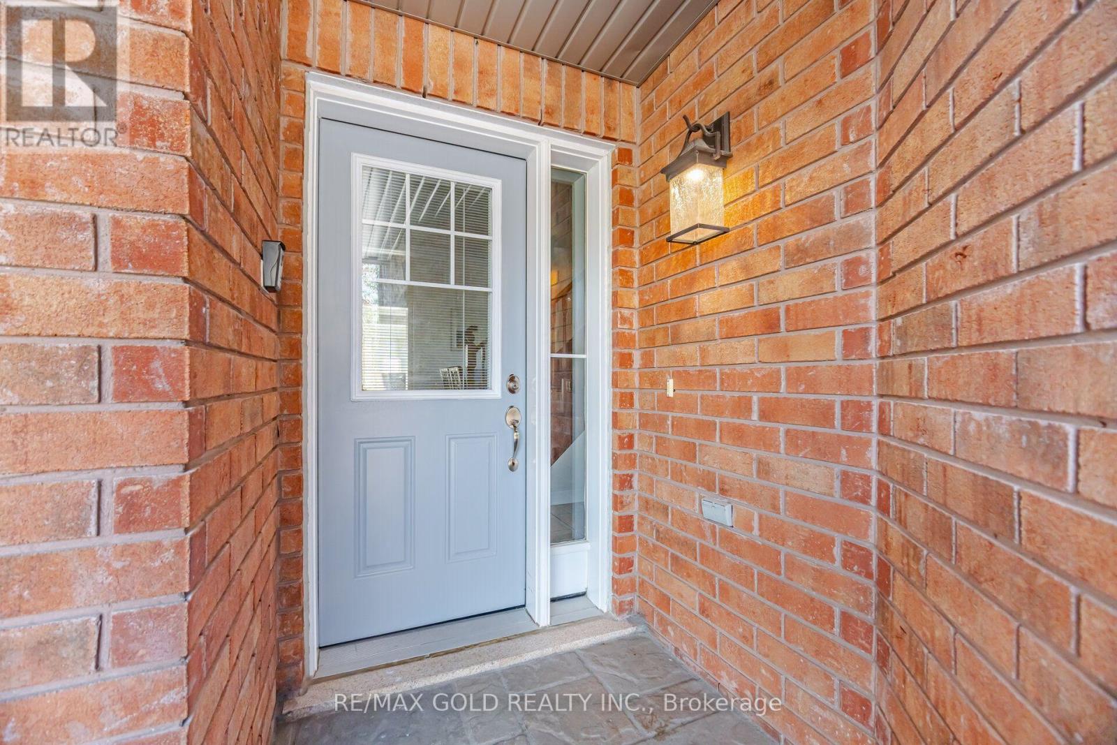 45 Biddens Square, Brampton, Ontario  L6P 3P9 - Photo 5 - W14032448