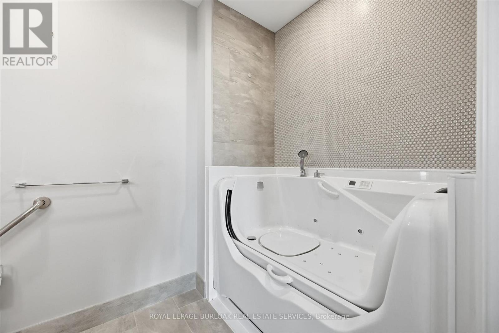 407 - 1441 Elgin Street, Burlington, Ontario  L7S 1E6 - Photo 32 - W14032484