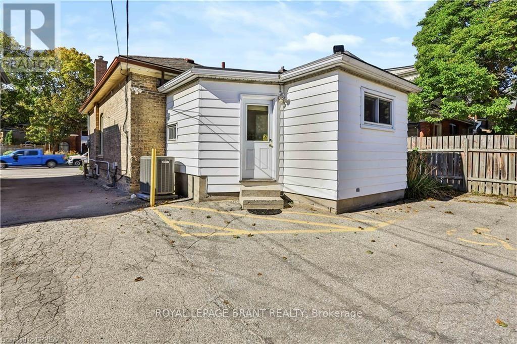 241 Brant Avenue, Brantford, Ontario  N3T 3J4 - Photo 28 - X14032174