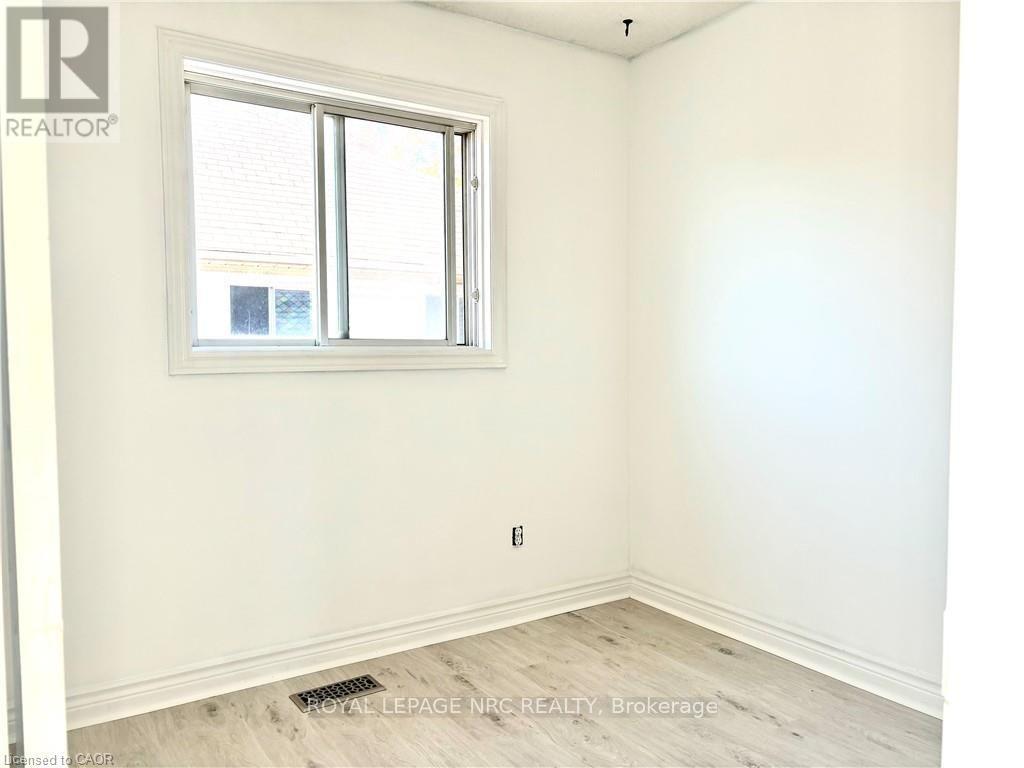 A - 299 Main Street E, Grimsby, Ontario  L2M 1R1 - Photo 19 - X14032430