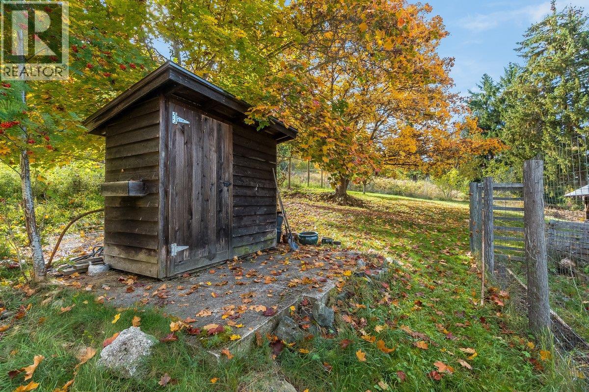 3051 Fofonow Road, Nelson, British Columbia  V1L 6Y5 - Photo 51 - 10403260