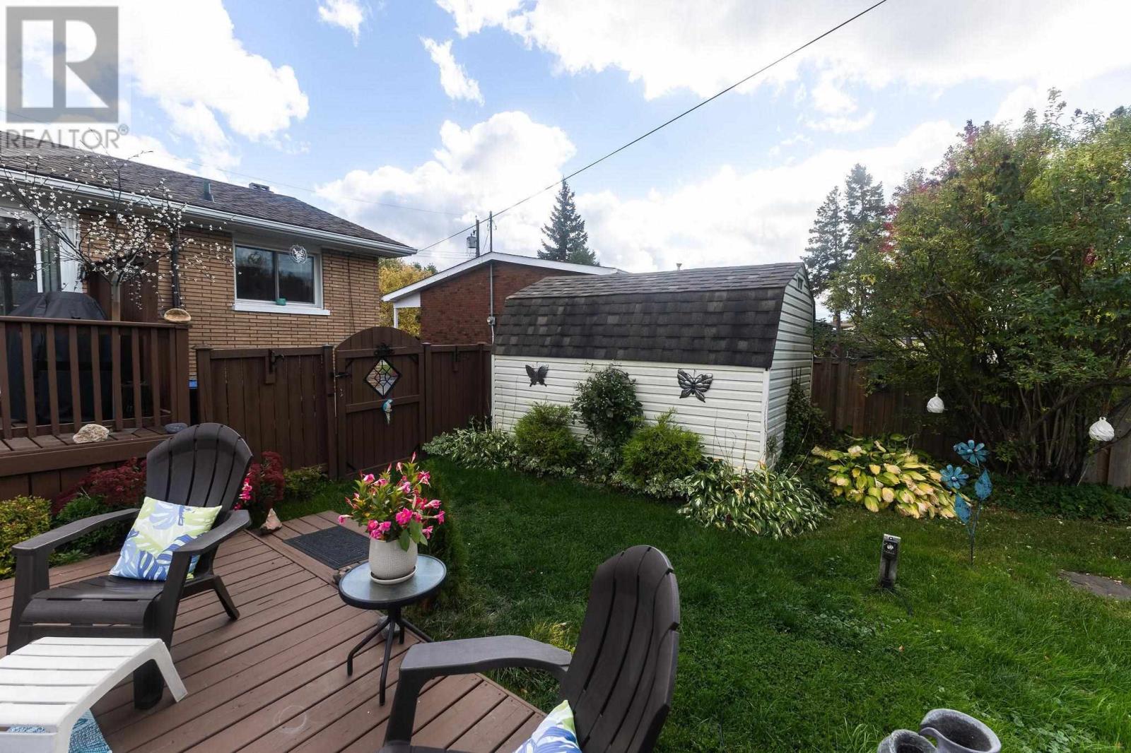 29 Routledge Ave, Sault Ste. Marie, Ontario P6B 2X8 - Photo 34 - SM262866