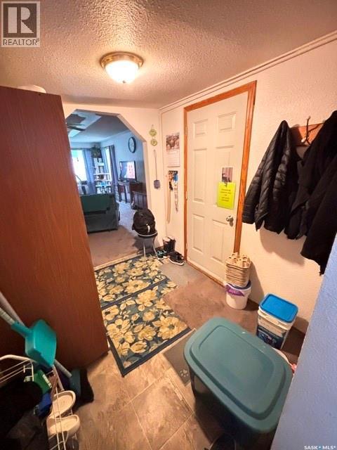 954 Brown Street, Moose Jaw, Saskatchewan  S6H 2Z2 - Photo 2 - SK051064