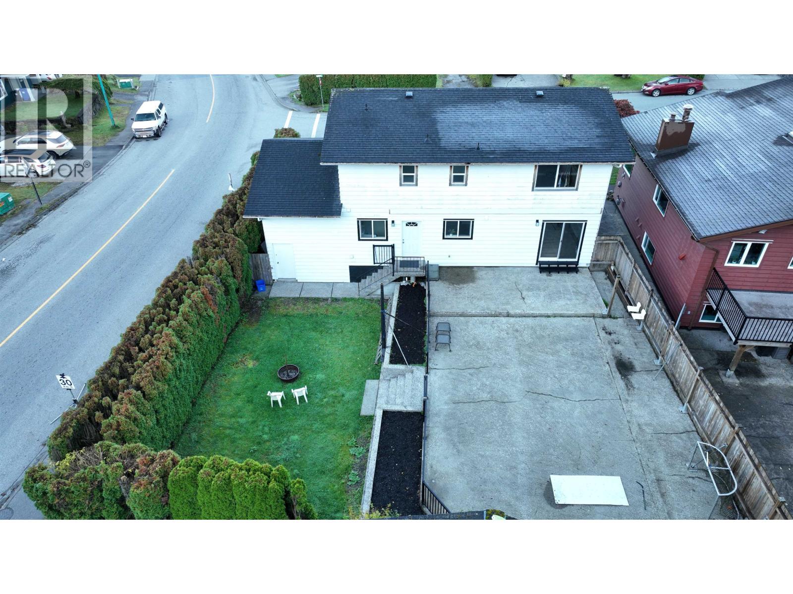 200 ALBERTA PLACE Prince Rupert Photo 3