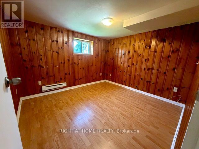 Lower Unit - 40 Gilbey Drive, Ottawa, Ontario K2E 5S6 - Photo 3 - X13544882