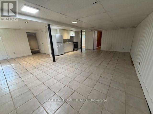 Lower Unit - 40 Gilbey Drive, Ottawa, Ontario K2E 5S6 - Photo 4 - X13544882