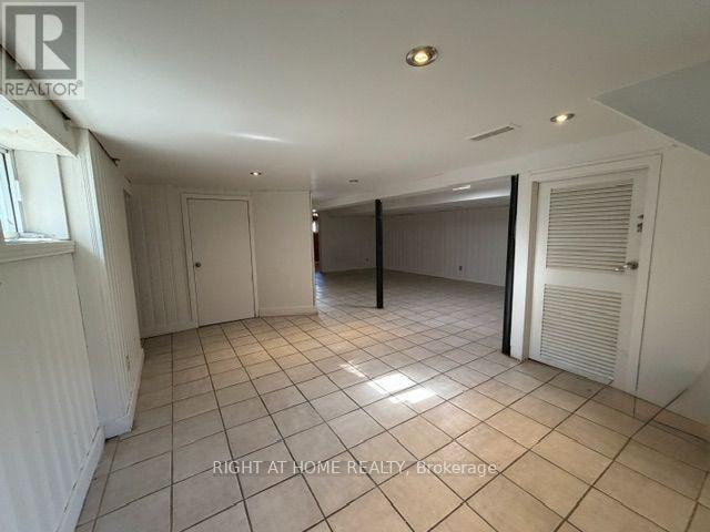 Lower Unit - 40 Gilbey Drive, Ottawa, Ontario K2E 5S6 - Photo 6 - X13544882